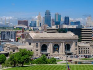 spring time photo of Union Station, Kansas City